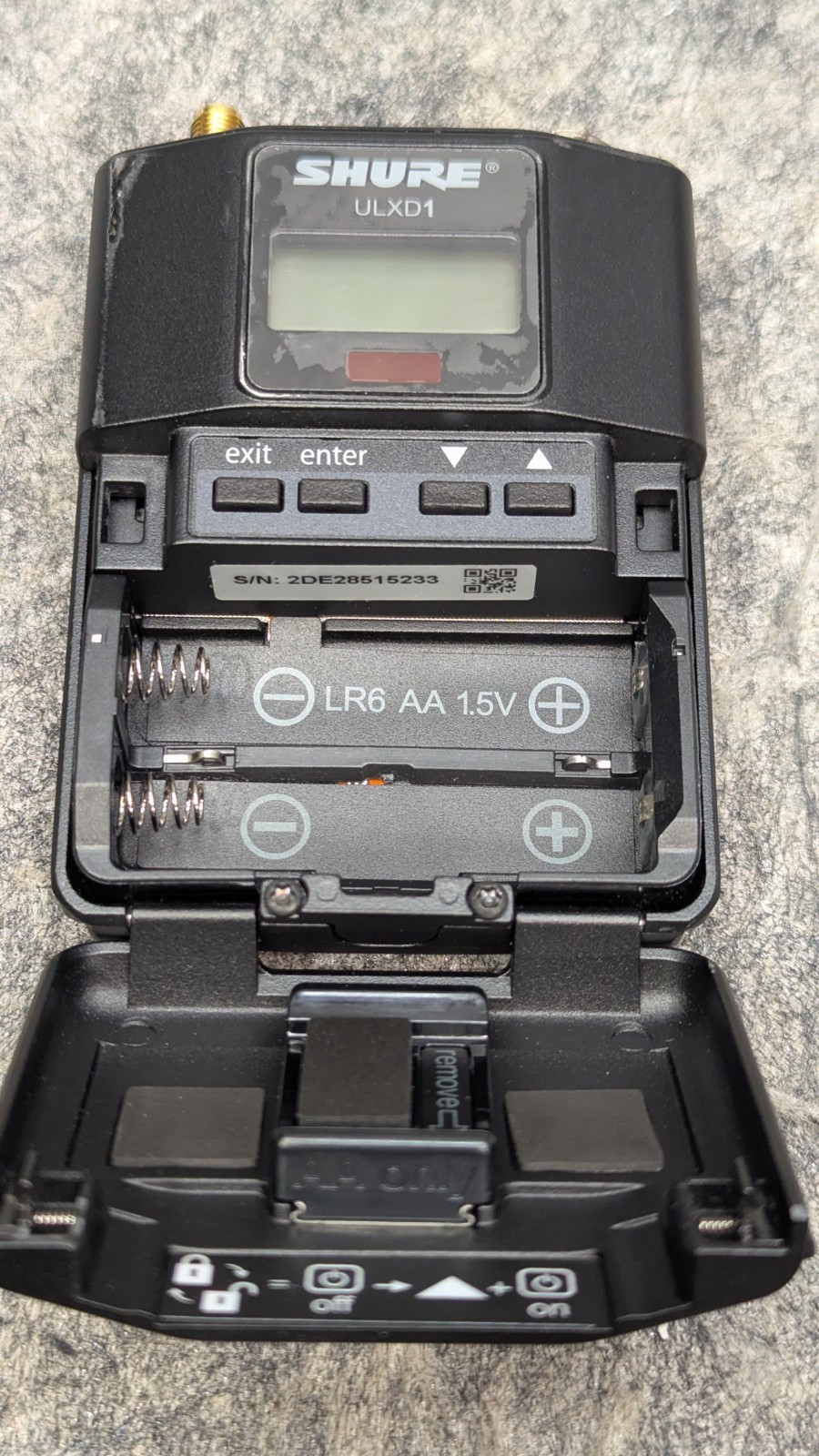 Shure ULXD1 J50A 572-616 MHz Digital Bodypack Transmitter w/ Antenna, Lapel Mic