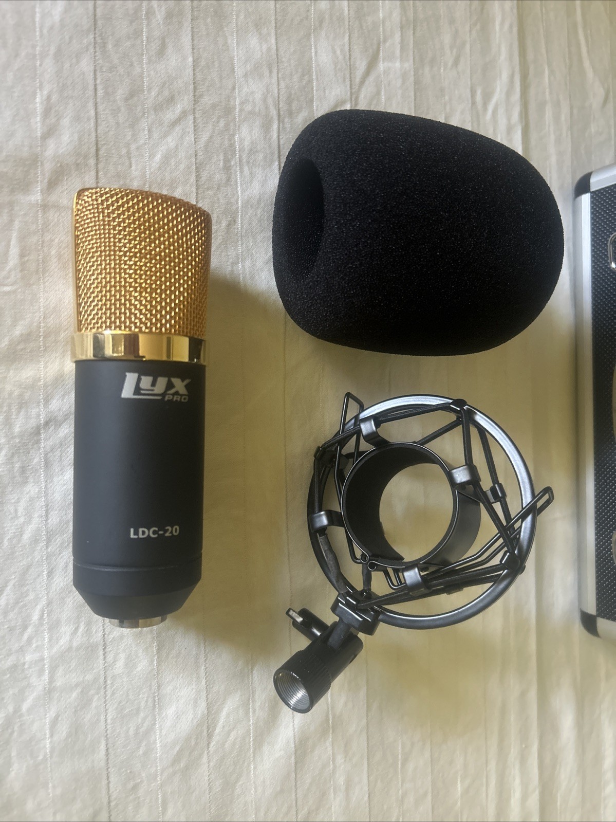 LyxPro LDC-20 Studio Condenser Gold Top
