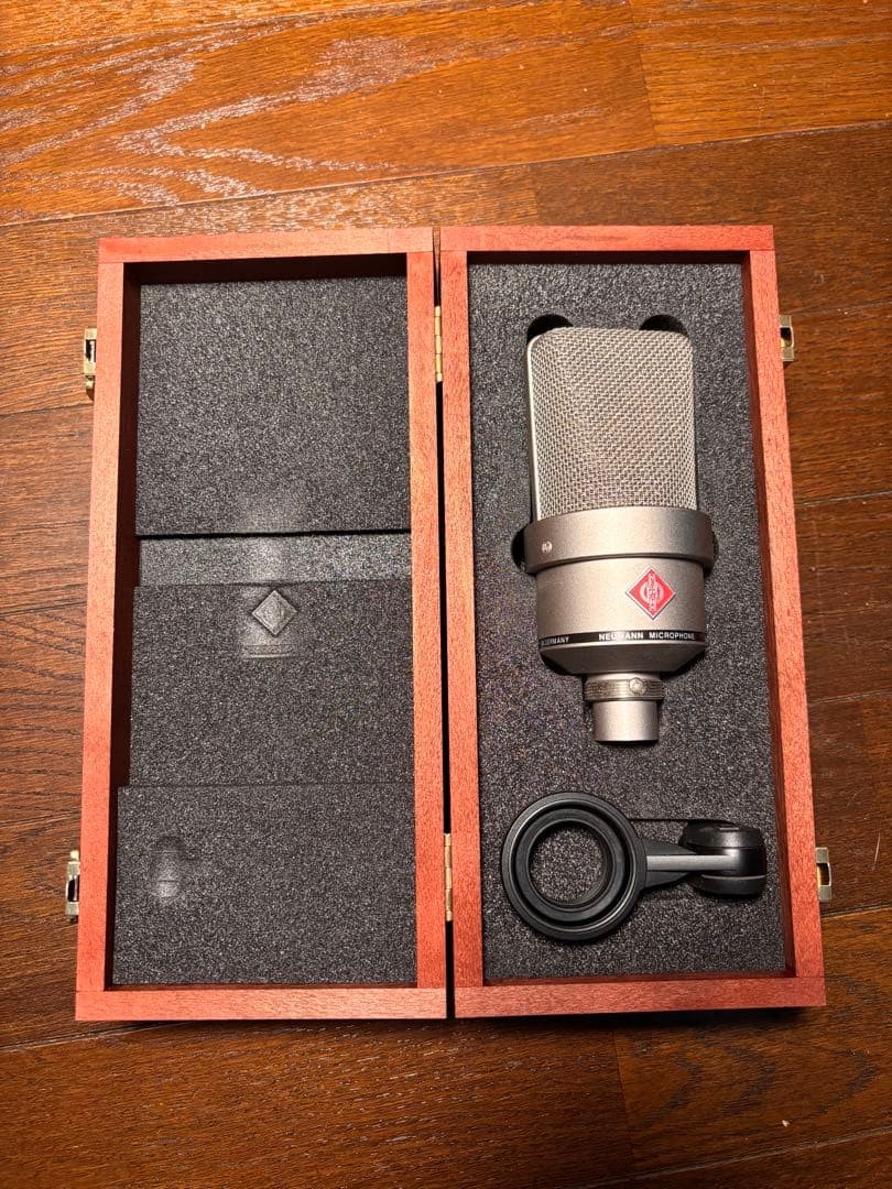 Neumann TLM 103 Large Diaphragm Condenser Mic Used with Wooden Case and Holder