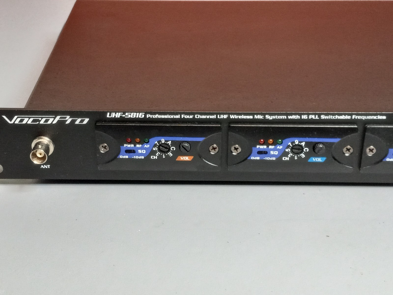 VocoPro UHF-5816 Professional 4 Channel UHF PLL Wireless Microphone System