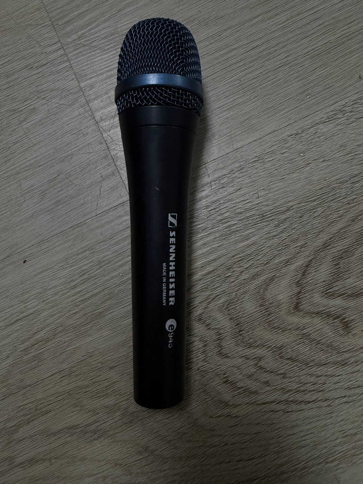 Sennheiser E945 Super Cardioid Dynamic Vocal Microphone Pre-owned