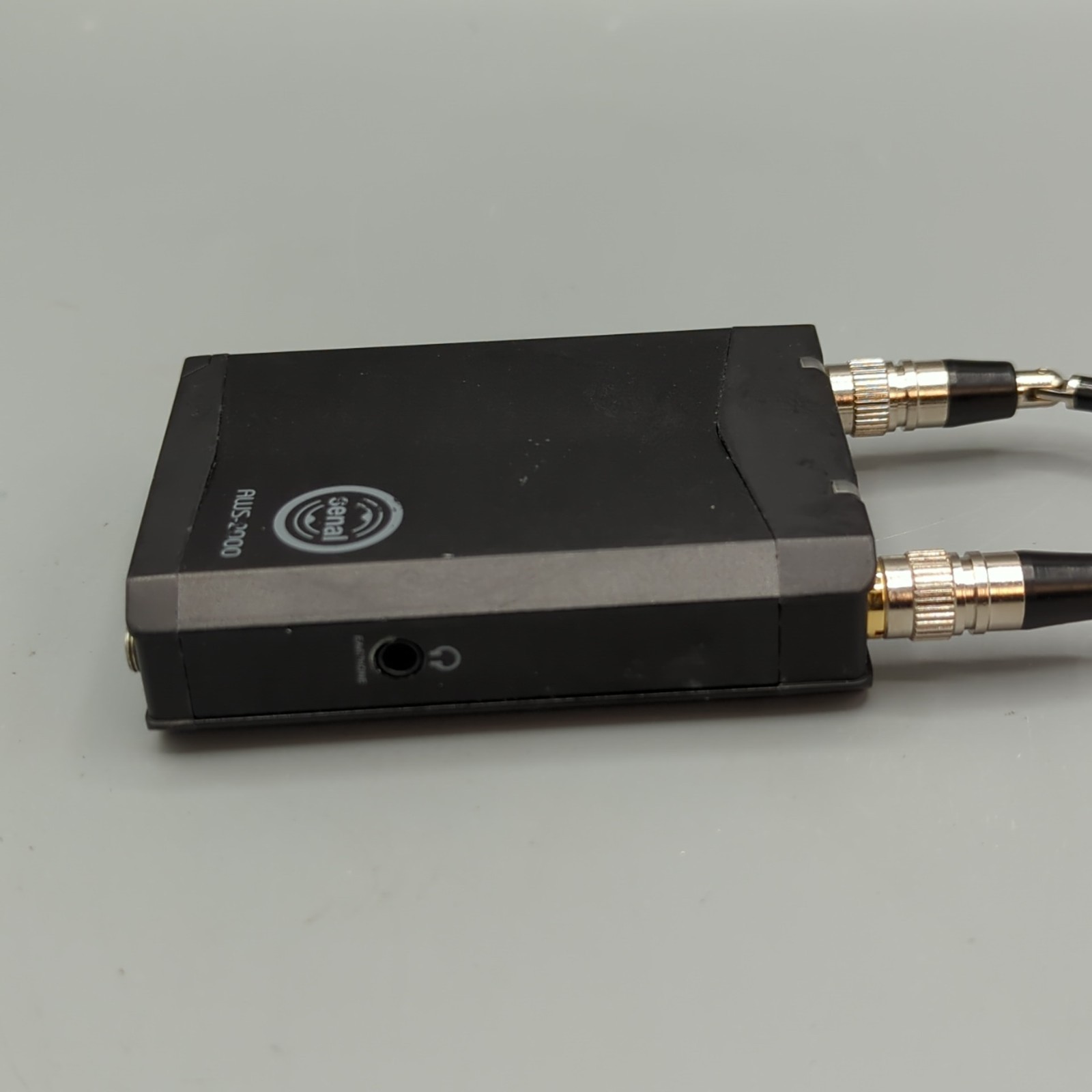 Senal AWS 2000-B Advanced Wireless Microphone System *Read Description* d