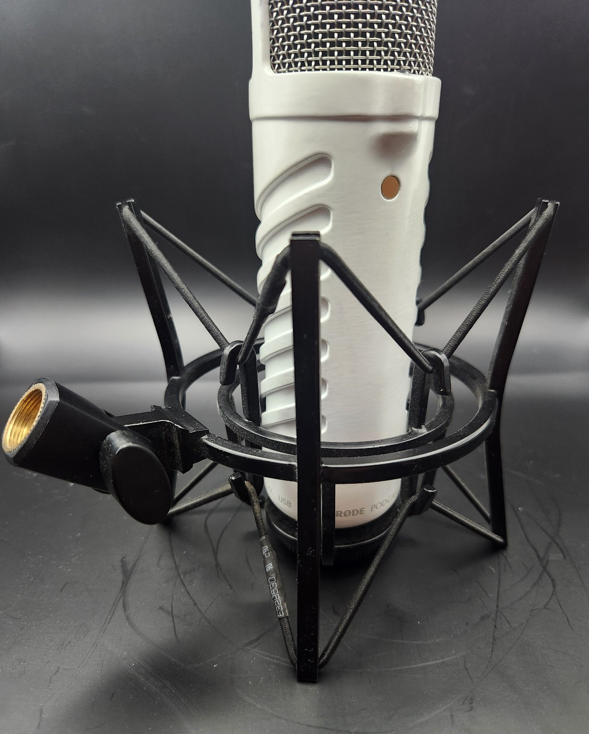 Rode Podcaster Podcast Pro USB Microphone + SM6 Shock Mount