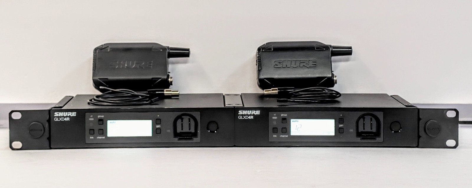 2 -SHURE/2-GLXD4R-Z2/ 2-GLXD1-Z2 / WL93 Lav Mic Bodypack Transmitters& Receivers