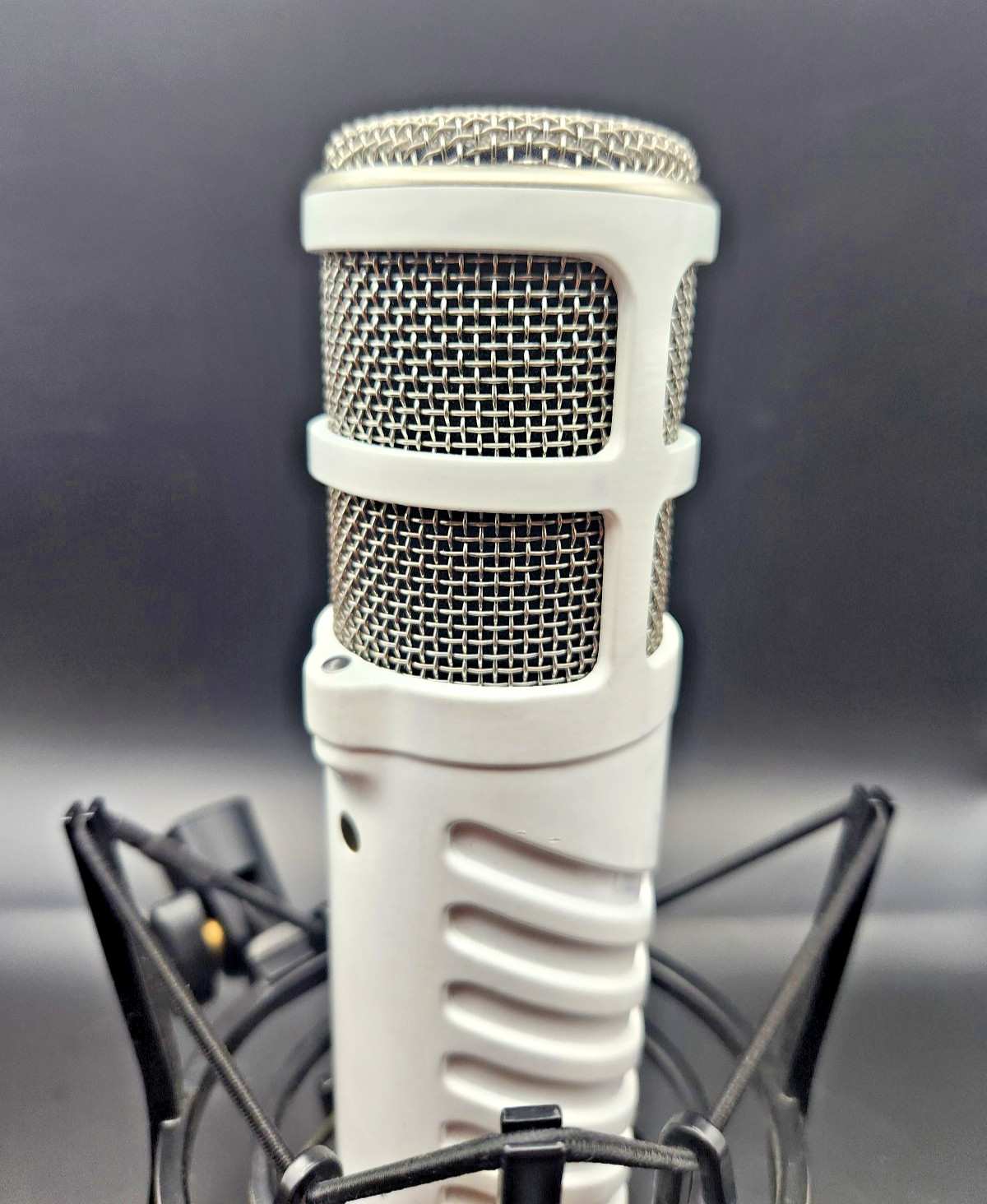 Rode Podcaster Podcast Pro USB Microphone + SM6 Shock Mount