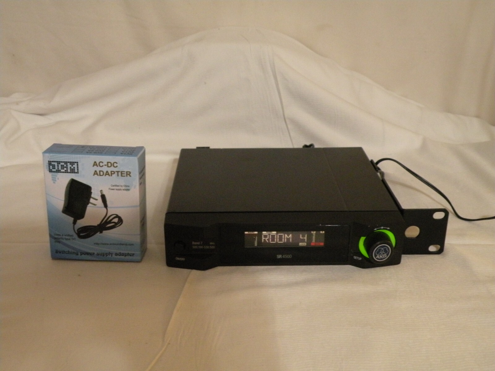 AKG SR4500 Band 7, True Diversity Reference Wireless Receiver, 500-530MHz