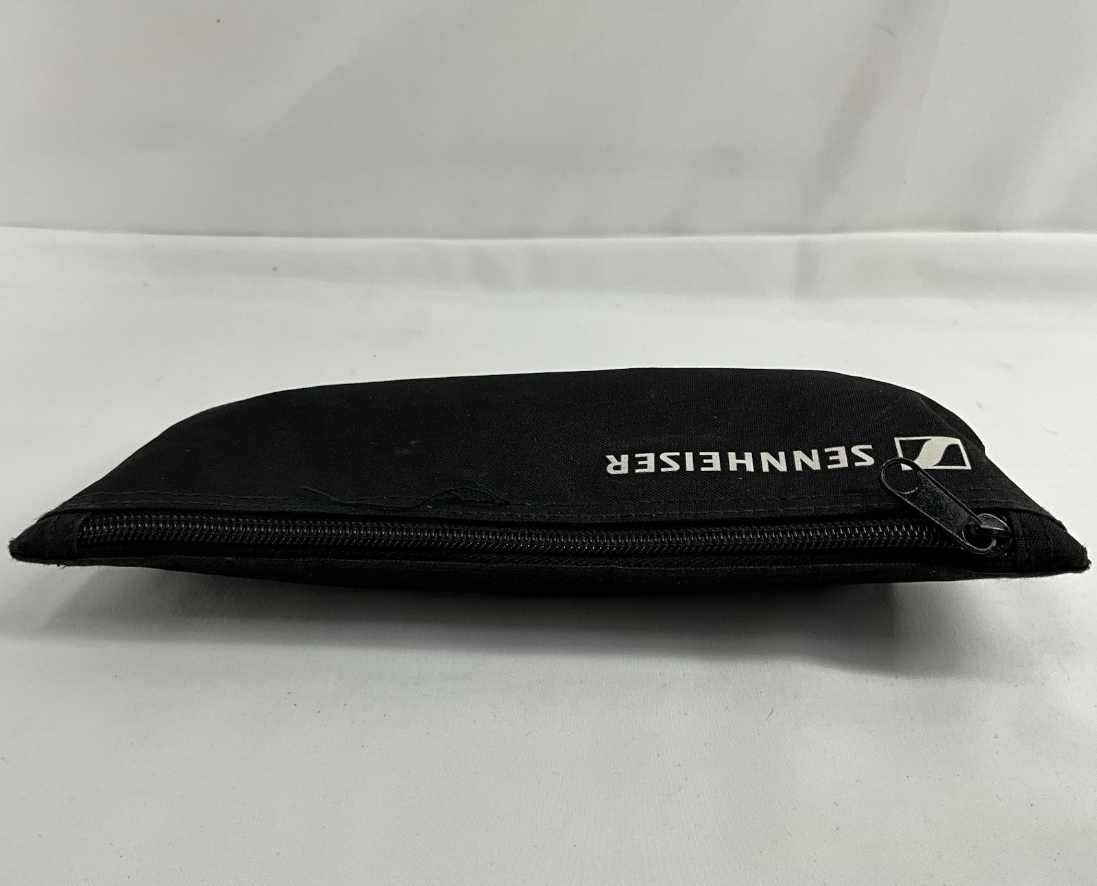 Sennheiser e 935 Vocal Dynamic Microphone (009421)