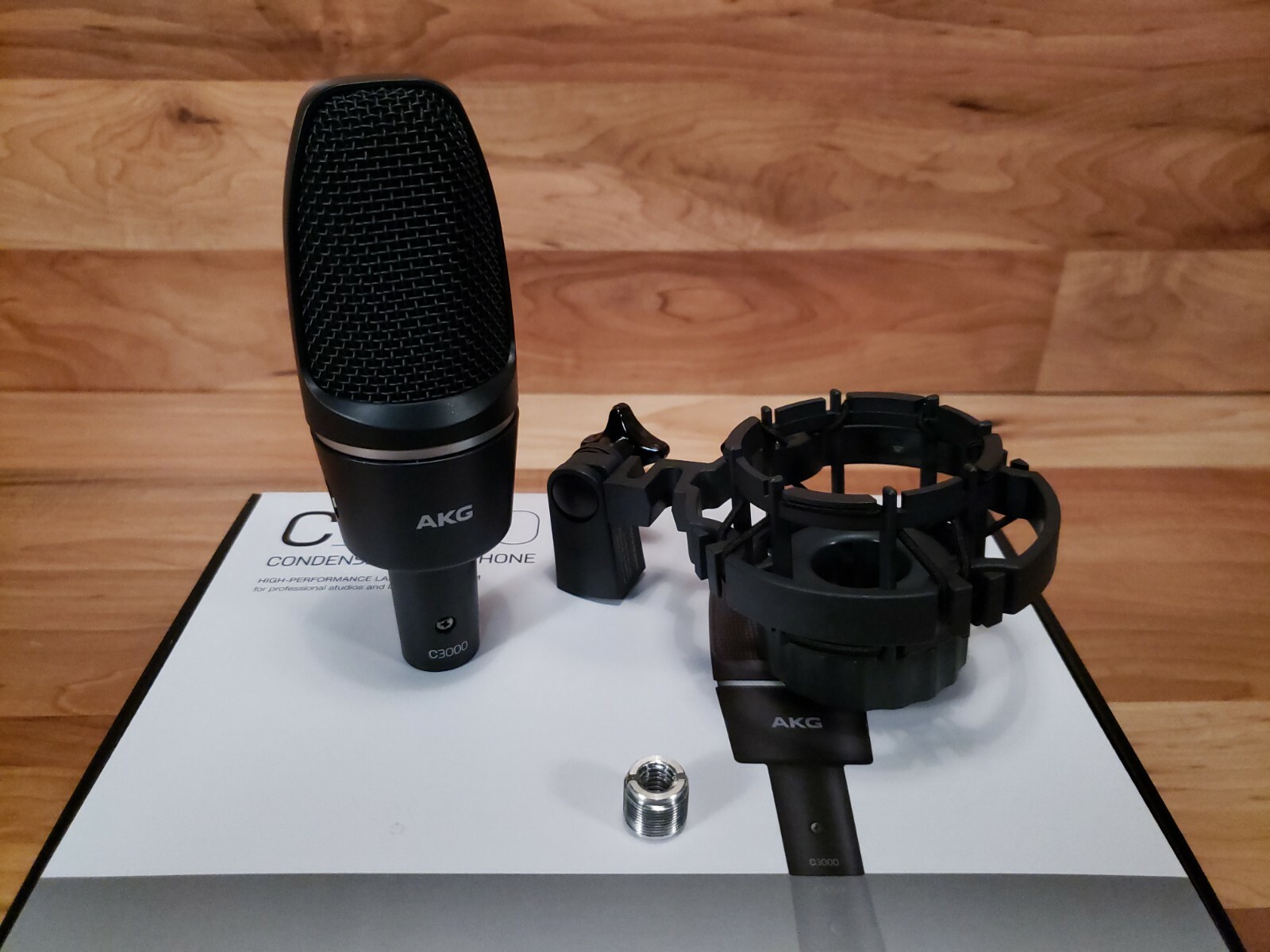 AKG C3000 High-Performance Large-Diaphragm Condenser Microphone