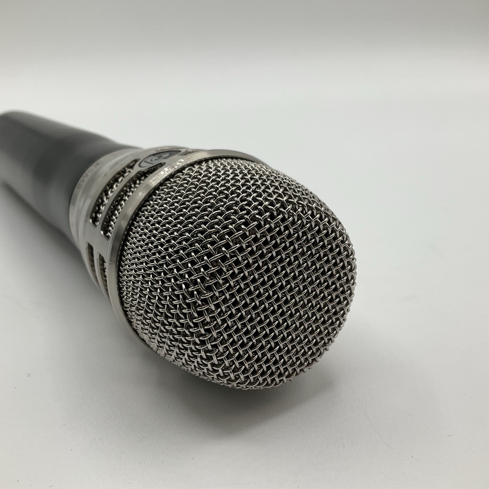 Shure ULXD2 H50 Wireless Handheld Transmitter With KSM8 Dualdyne Microphone #2
