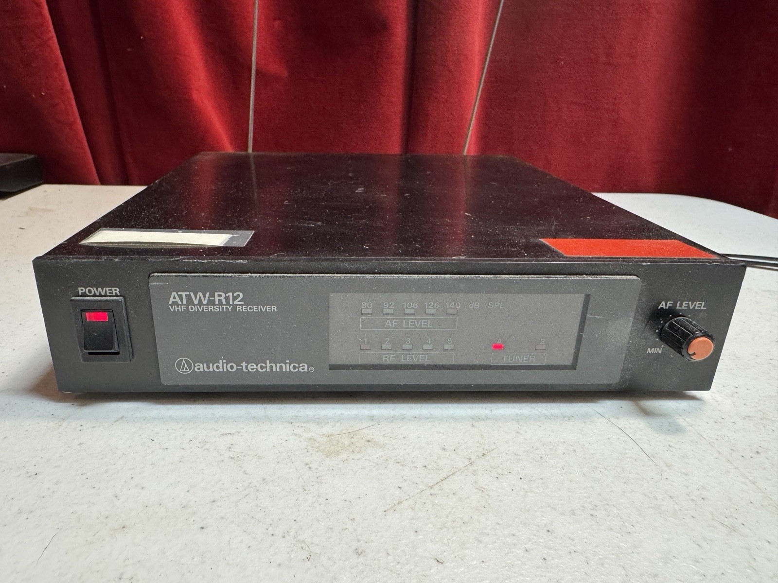 AUDIO-TECHNICA ATW-R12 VHF DIVERSITY RECEIVER