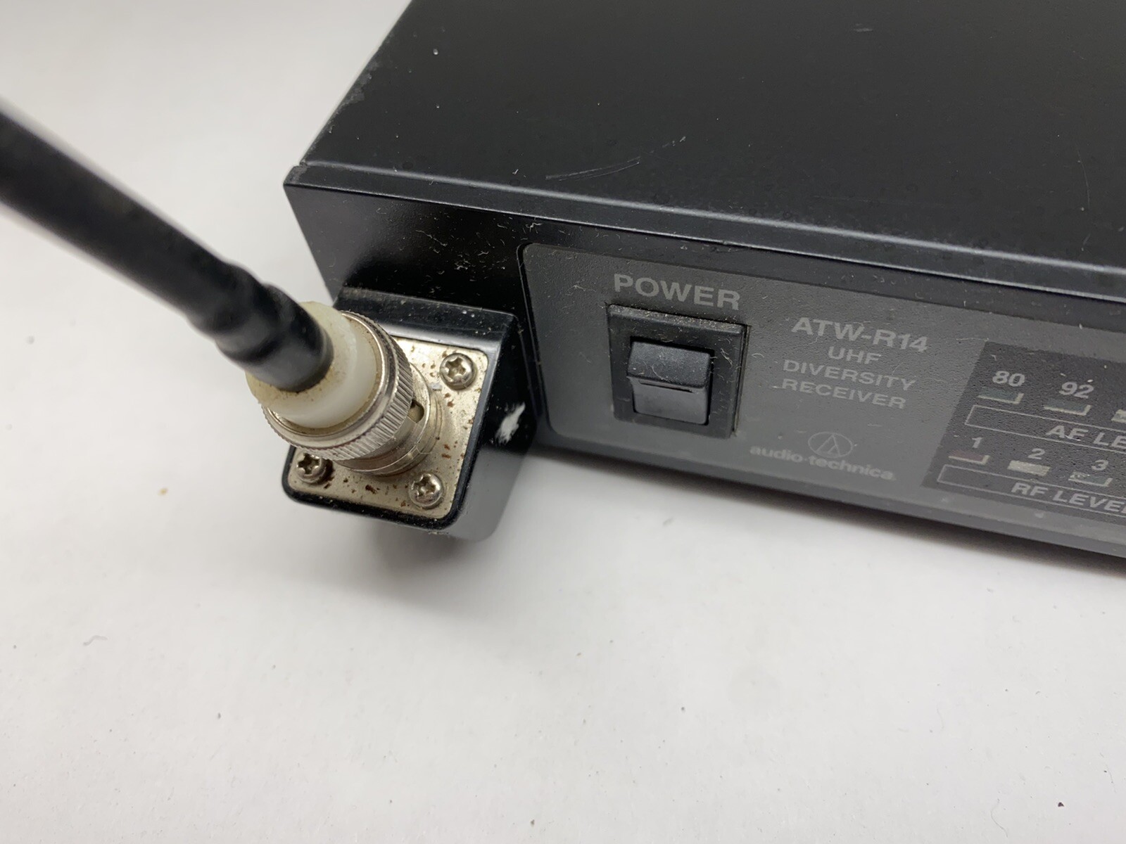 Audio-Technica ATW-R14 Wireless UHF Diversity Receiver 1 Antenna, Receiver Only