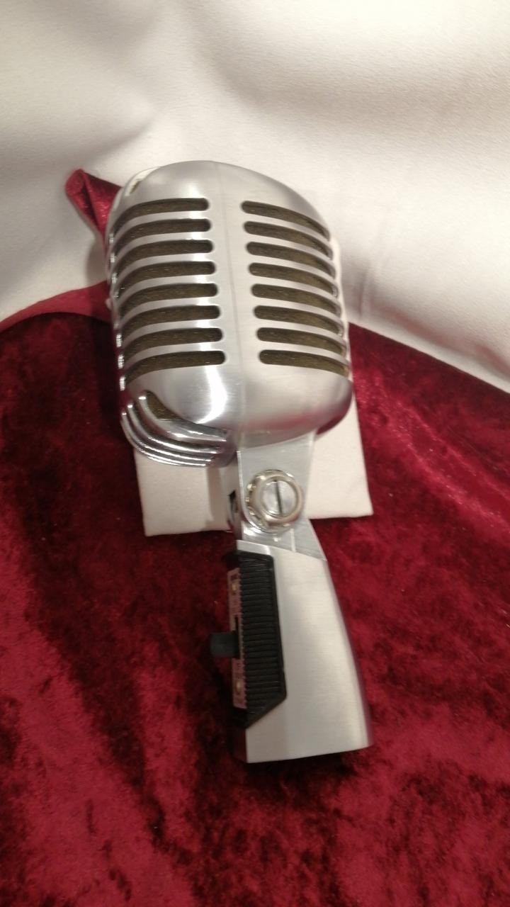 SHURE 55SH SERIES II Dynamic Vocal Microphone – Iconic Retro Vintage Style