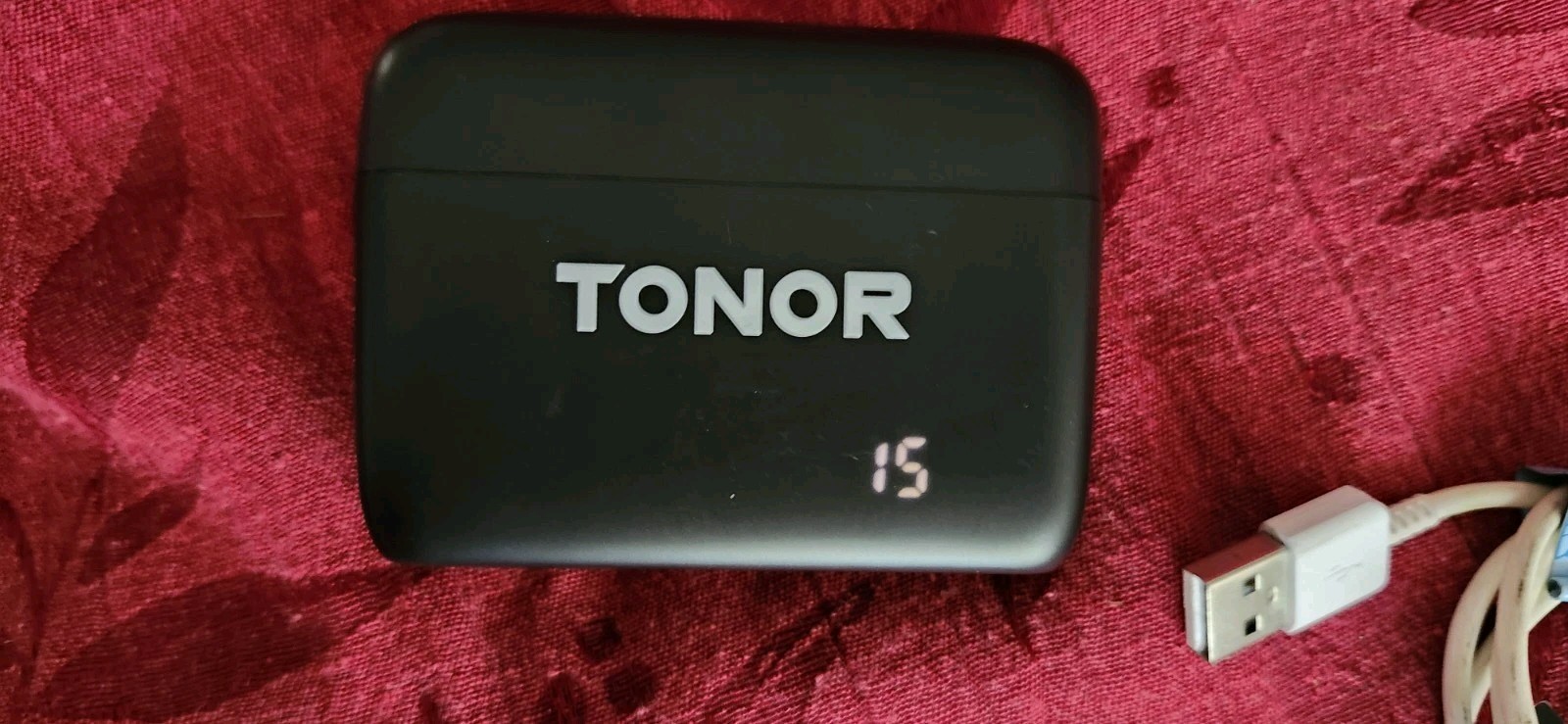 TONOR Wireless Lavalier Microphone.