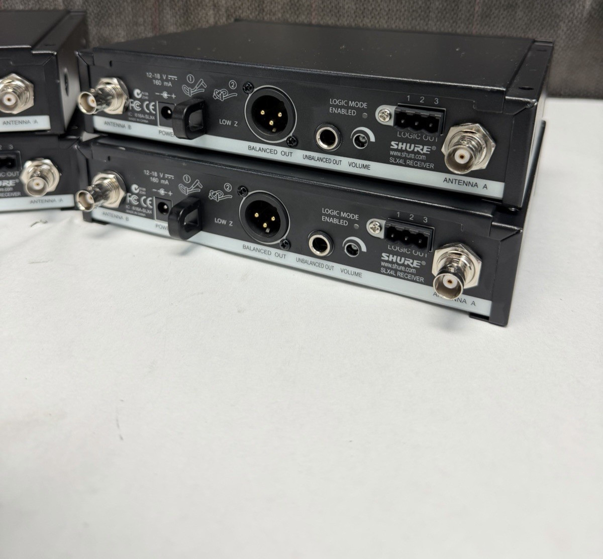 *Lot of 4* Shure SLX4L-G5 Wireless Receiver – 494-518 MHz No Antenna Or Adapter