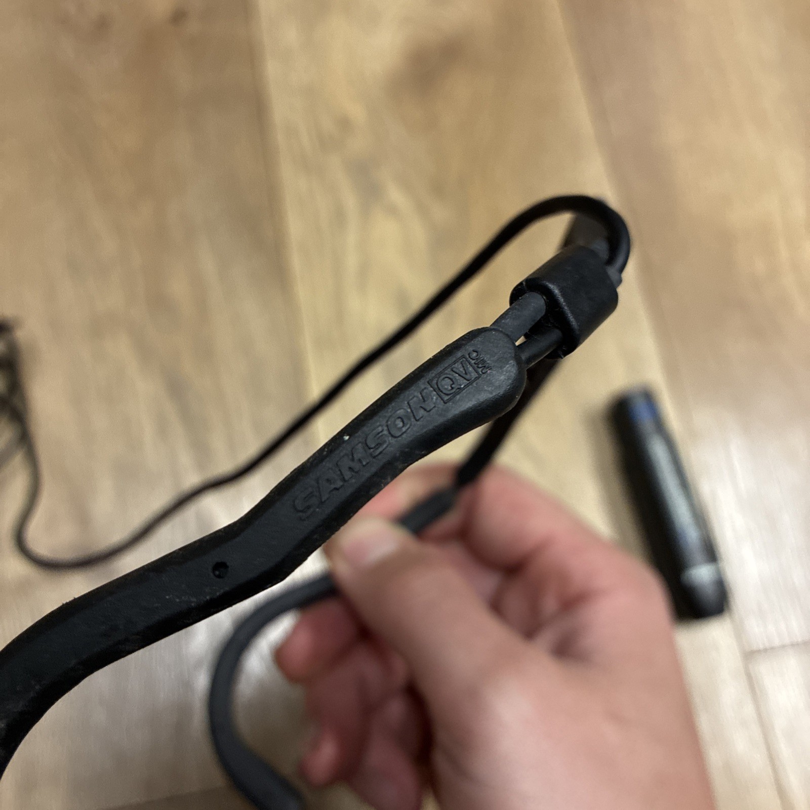 Samson Wired Headset Microphone QV with PM4 phantom power adapter