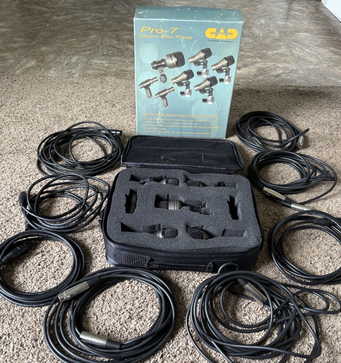 CAD PRO-7 Drum Microphone Kit – 2xCM217 1xKM212 3xTM211 1xSN210 & 8 Long Cords
