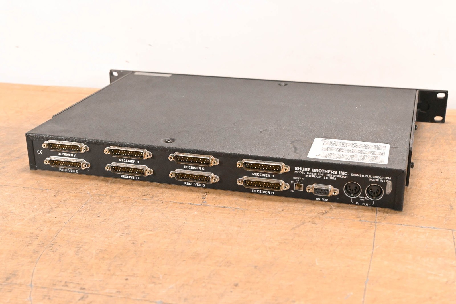 Shure UA888 UHF Networking Interface System (NO POWER SUPPLY) CG01PWG