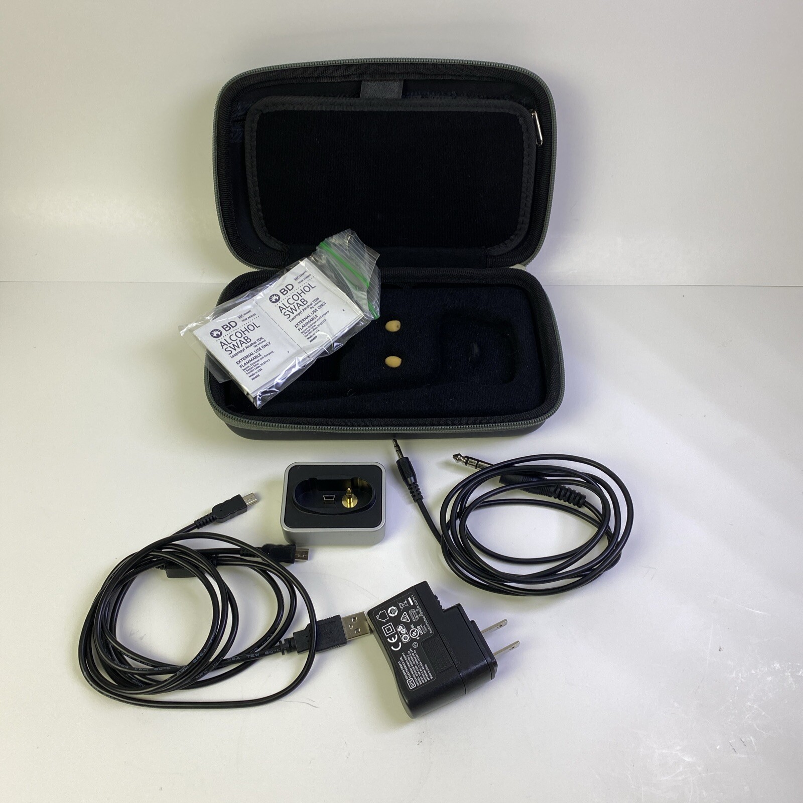 Samson Accessory Kit for AirLine Micro Wireless Earset System w Docking Station