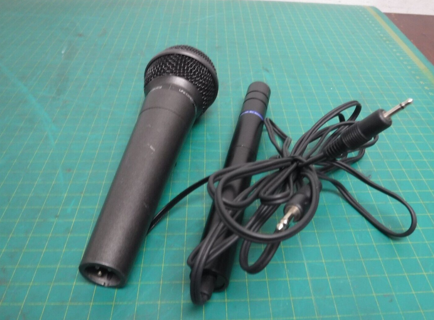 Optimus Omnidirectional Imp.1K 33-3014 and V-Tech Dynamic Microphone VT-1030