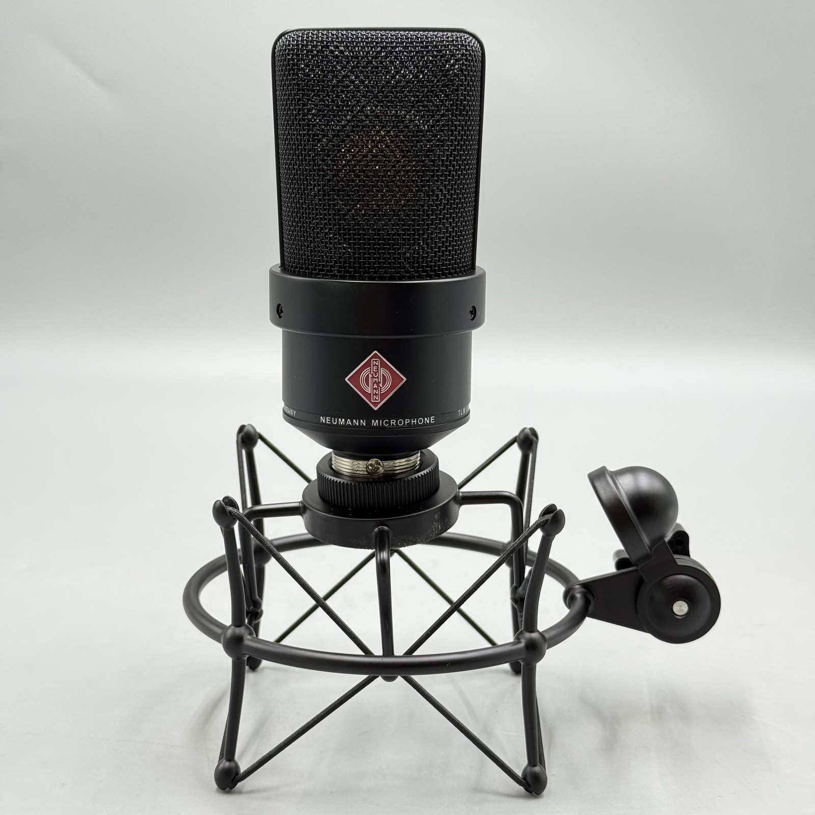 NEW Large-Diaphragm Condenser TLM 103 Microphone W/Box & Shock Mount Black