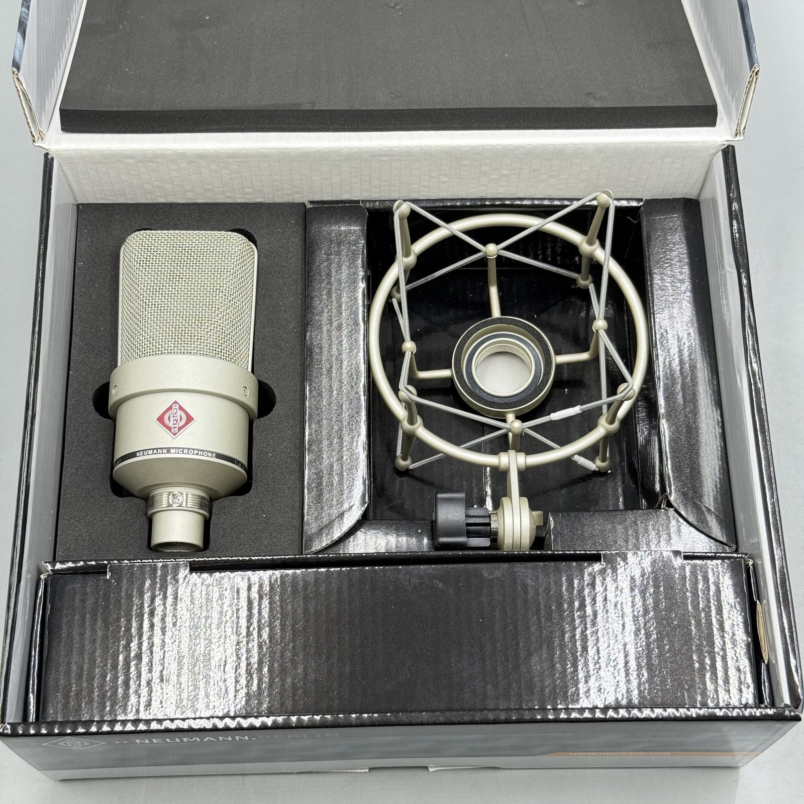 TLM 103 Neumann Large-diaphragm Condenser Nickel Microphone With Shock Mount New
