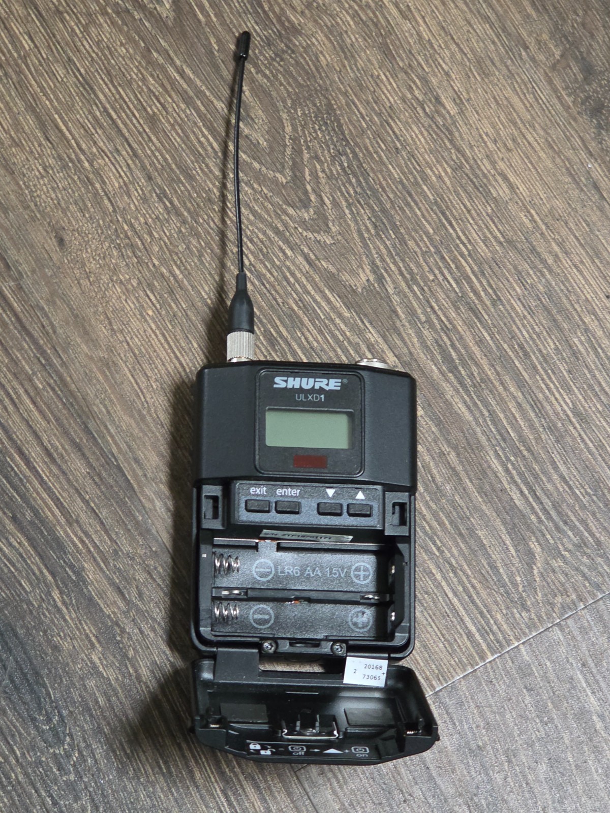 Shure ULXD1 J50A 572-616 MHz Digital Bodypack Transmitter-Used