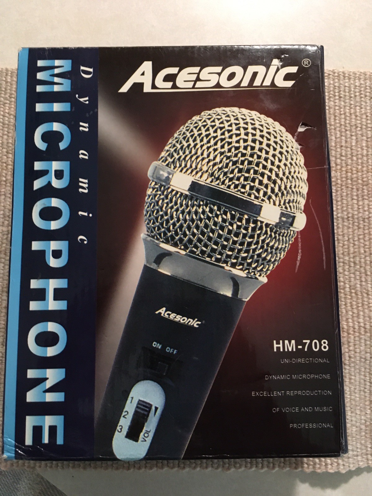 Acetonic Microphone HM 708 Dynamic, Pre-owned In fair Condition.