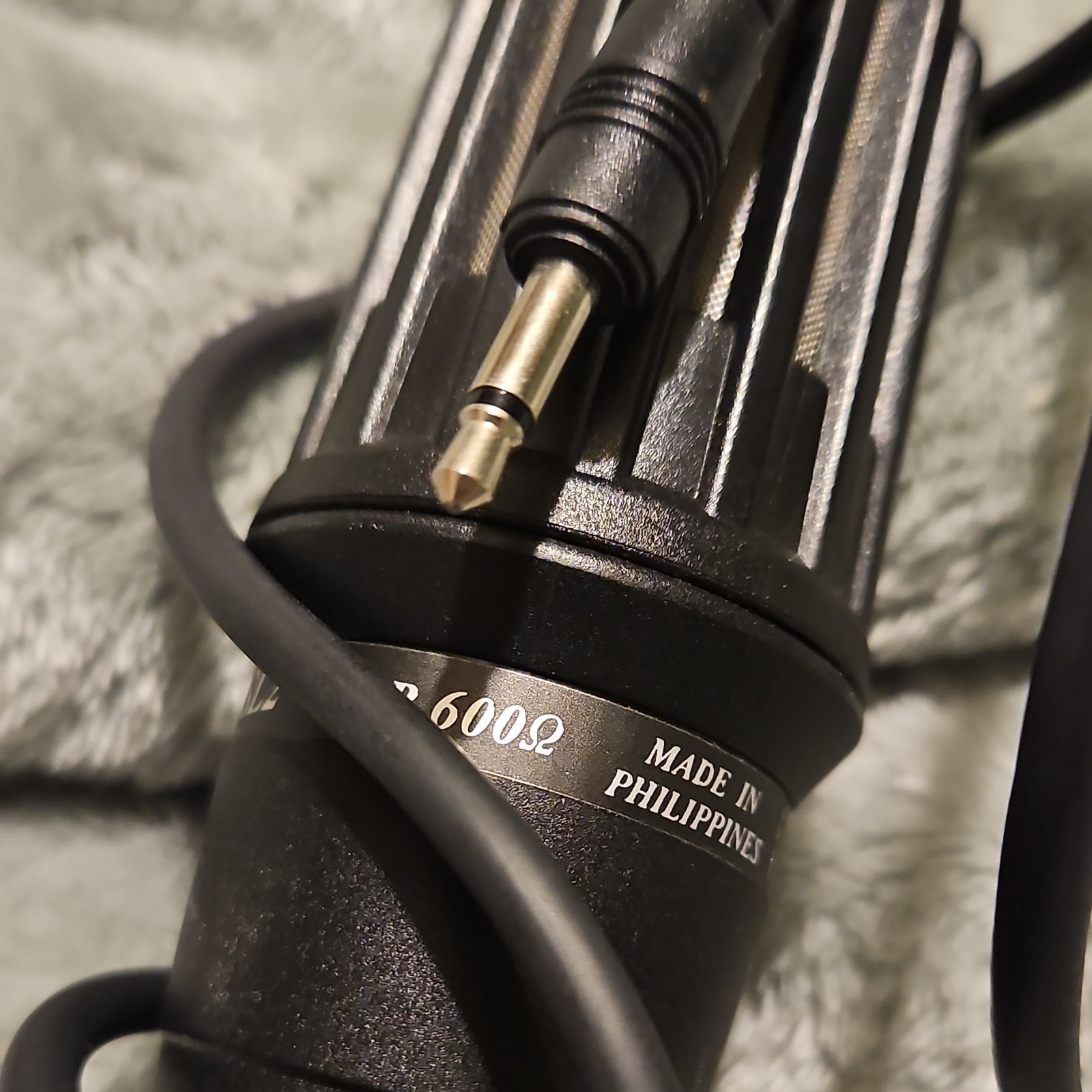 DM-20SL2 Unidirectional Wired Handheld Microphone 3.5mm TS Black On/Off Switch