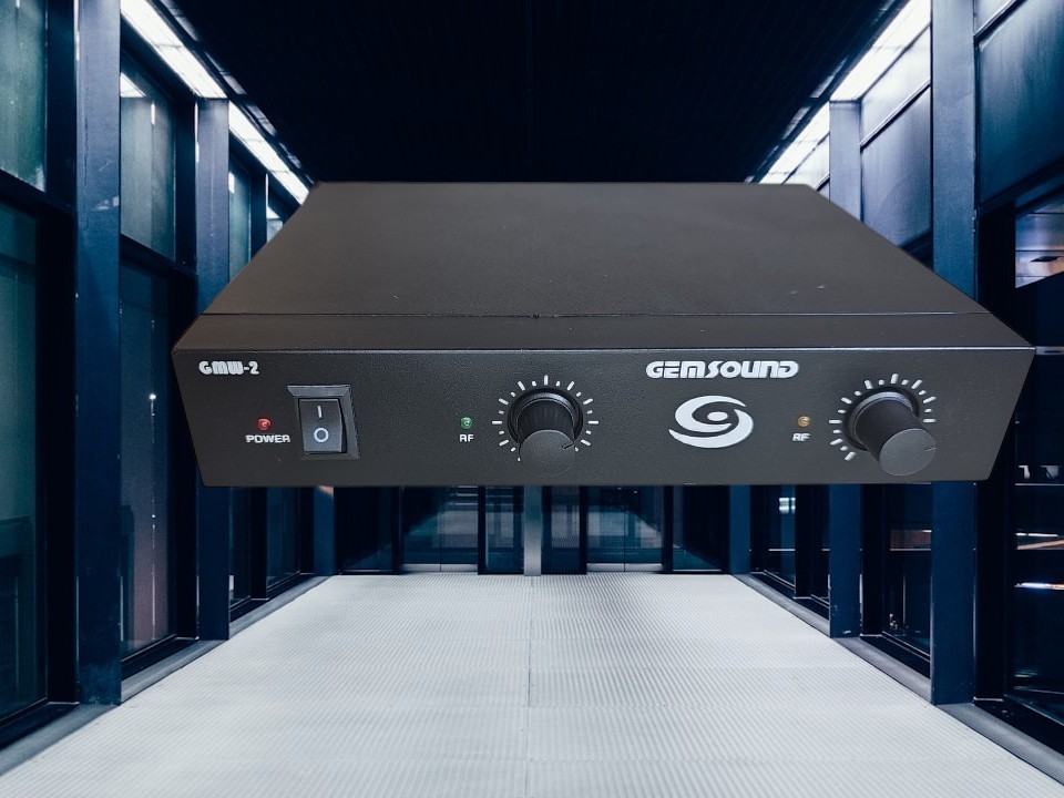 Gem Sound GMW-2 Dual Channel Wireless Microphone Receiver Power Tested Only