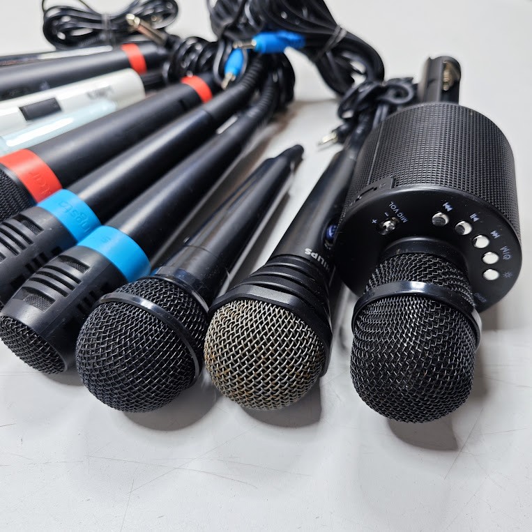 Lot of 10 Assorted Microphones – Untested, Various Models, Used
