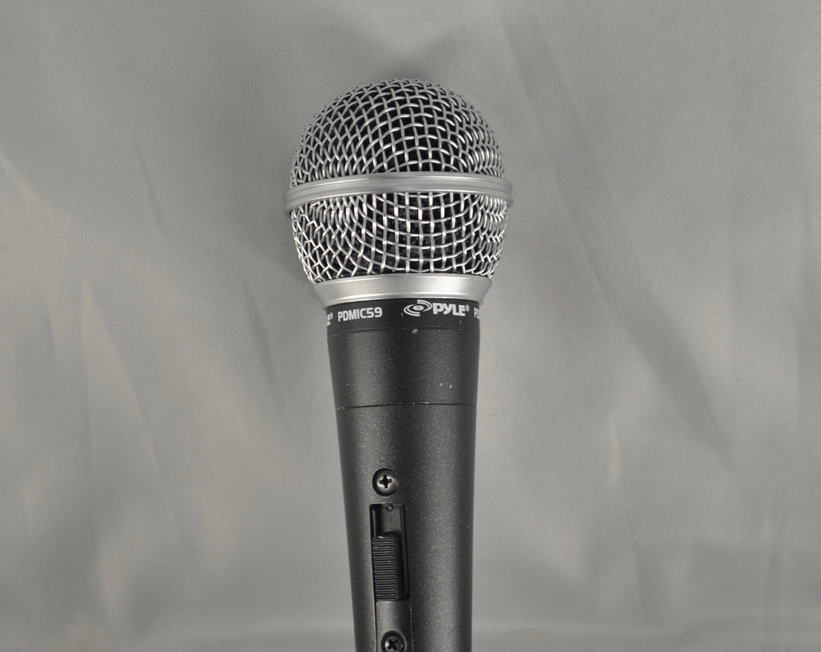 Pyle PDMIC59 Professional Dynamic Microphone
