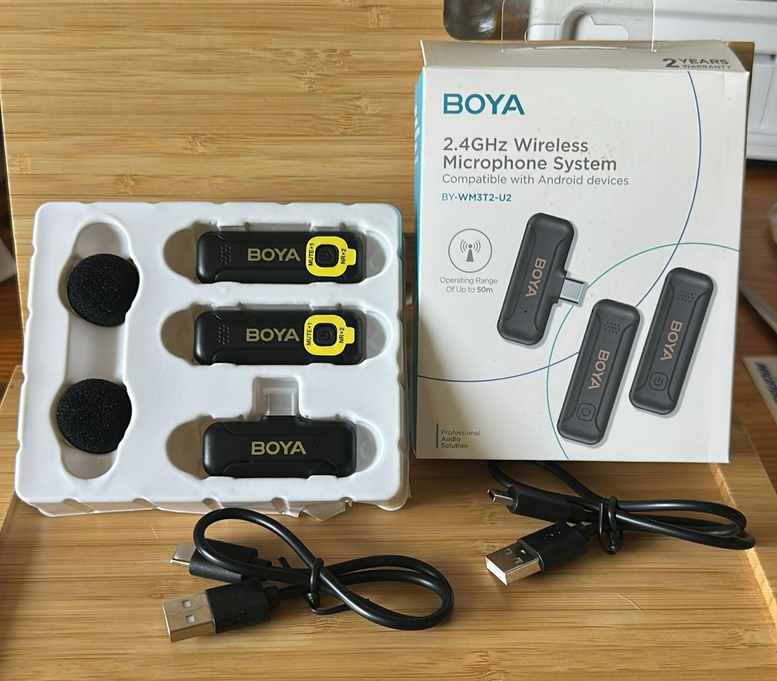 BOYA 2.4GHz Wireless USB-C Lavalier Mic BY-WM3T2-U2 2 Transmitters 1 Receiver