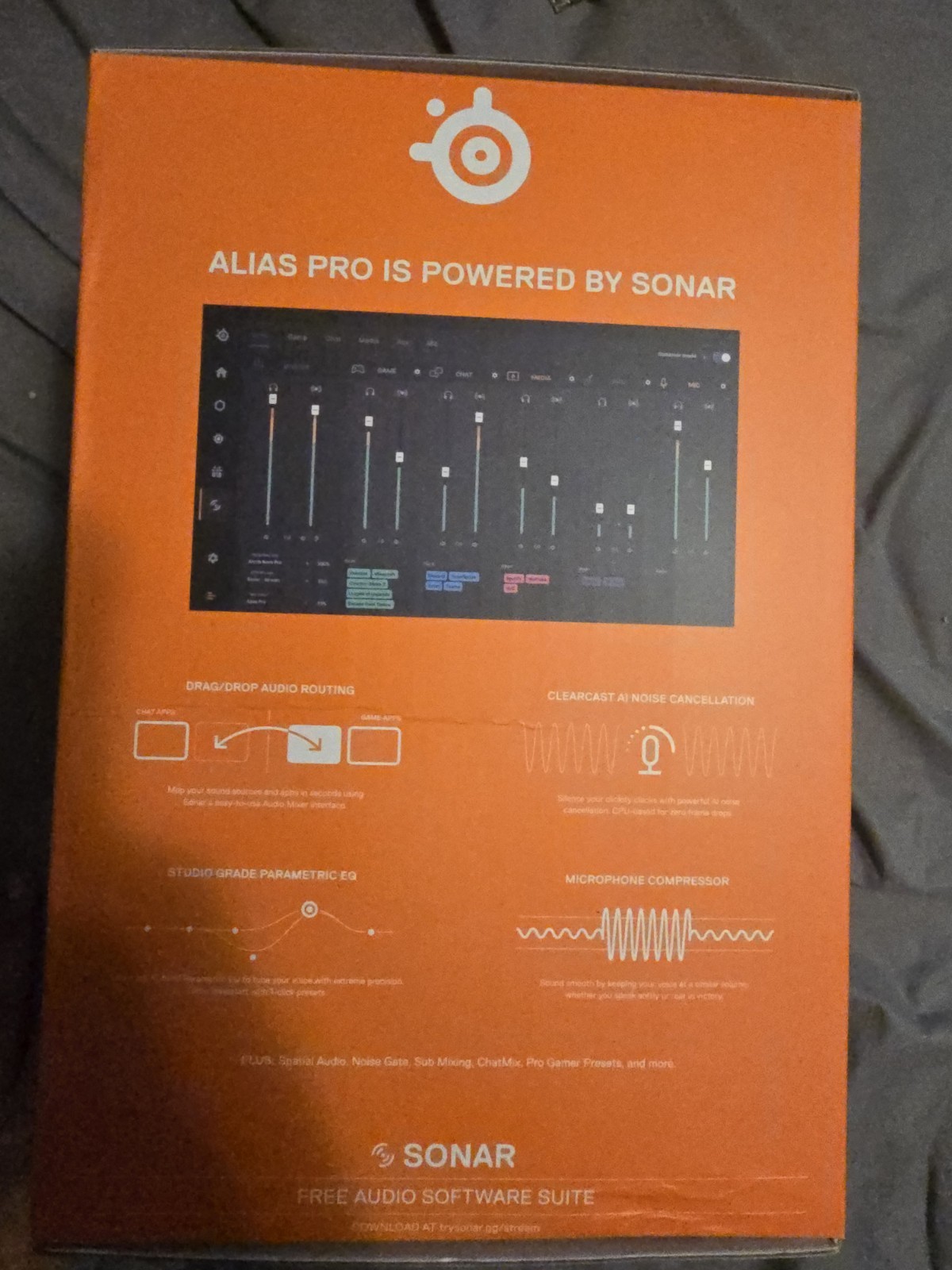SteelSeries Alias Pro Condenser Mic Kit XLR/USB Cardioid Mute, Black
