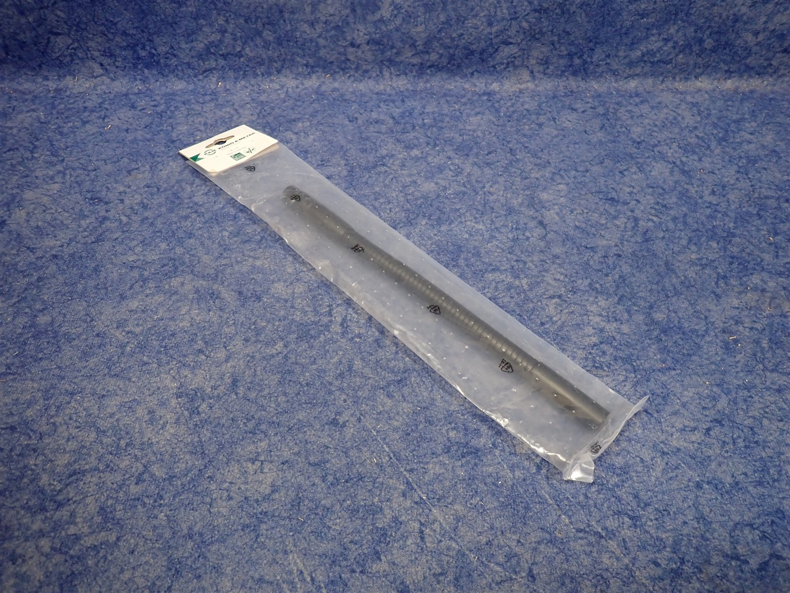 NEW Konig & Meyer K&M 23010-300-55 Gooseneck 230/1 3/8″ Female Thread (EC4)