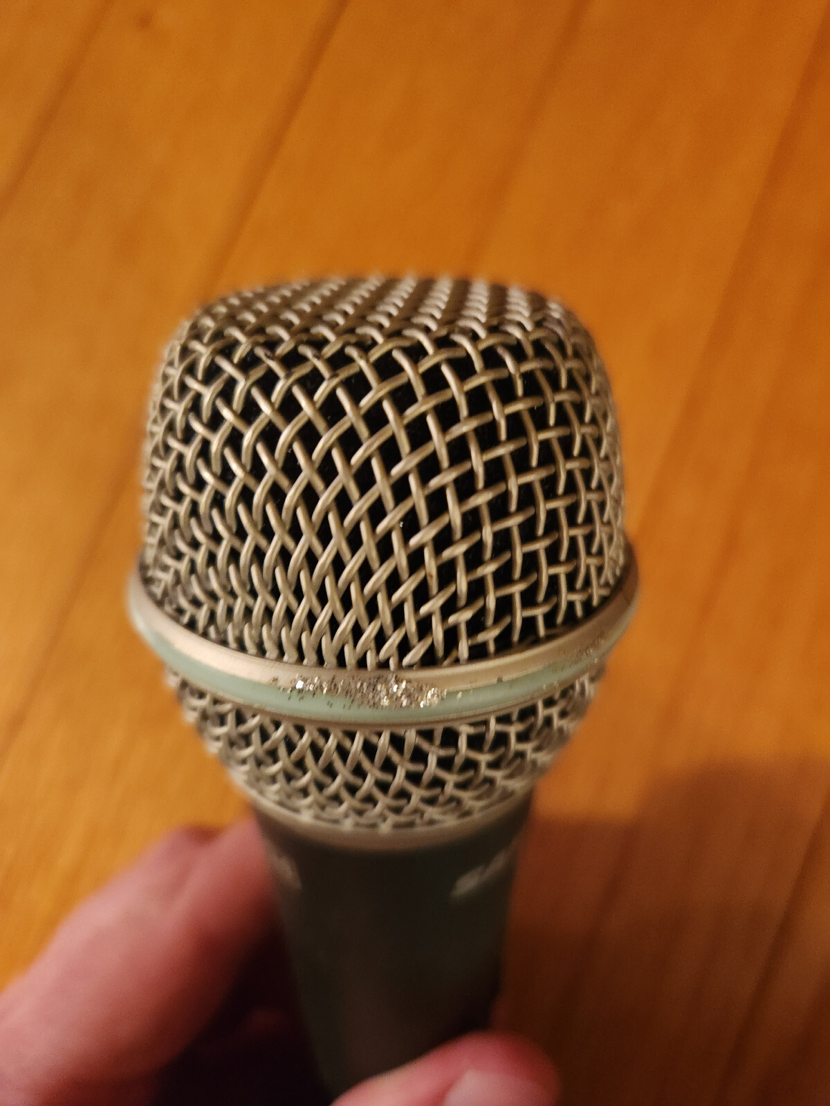 Samson Q4 Dynamic Microphone with Switch