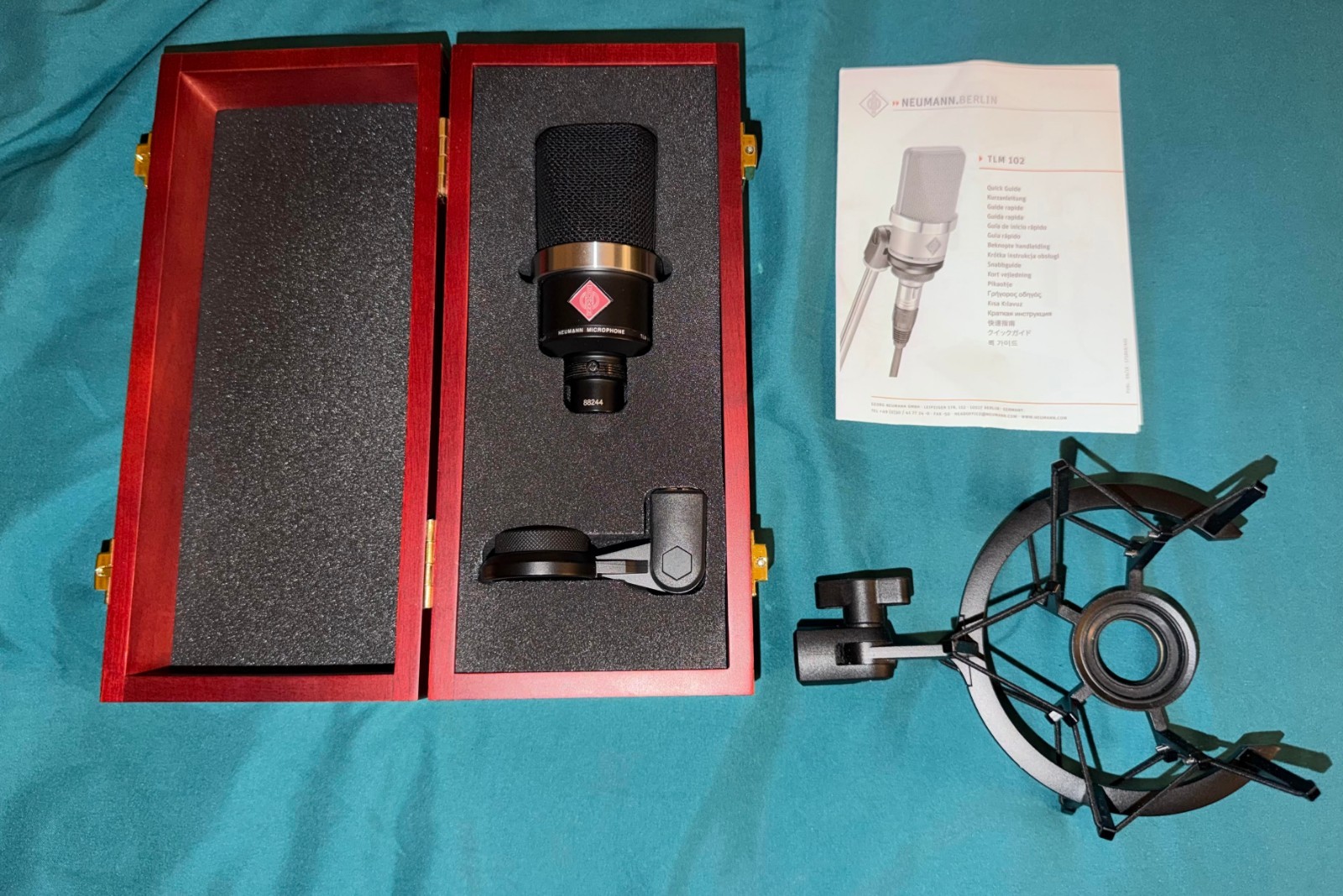 AUTHENTIC Neumann TLM 102 Matte Black w/ Neumann EA4 Shockmount & Wooden Case