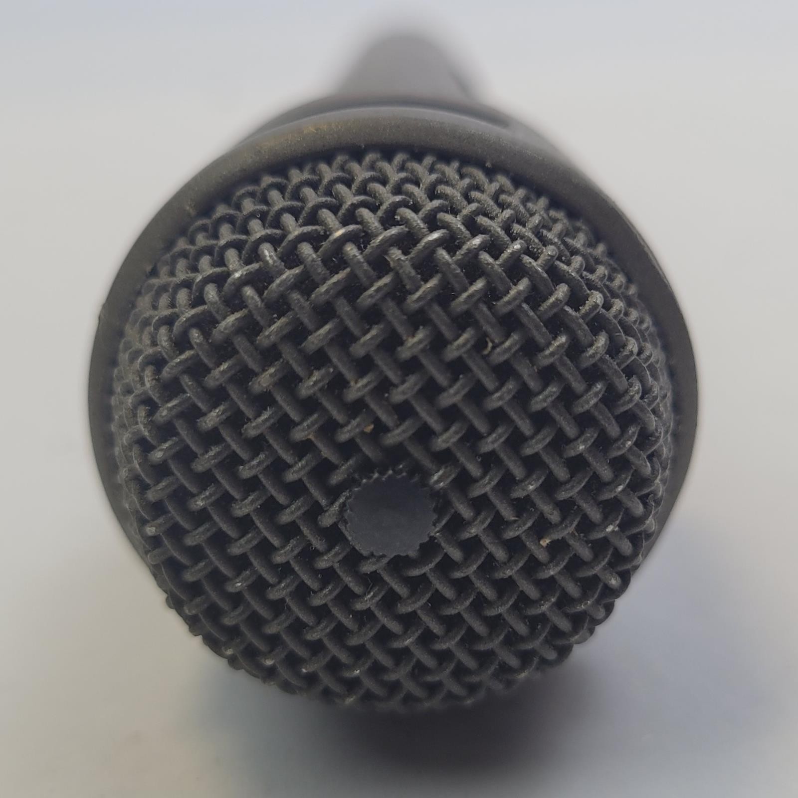 Electro-Voice 660 Supercardioid Dynamic Microphone w. Mount Clamp | Grade C