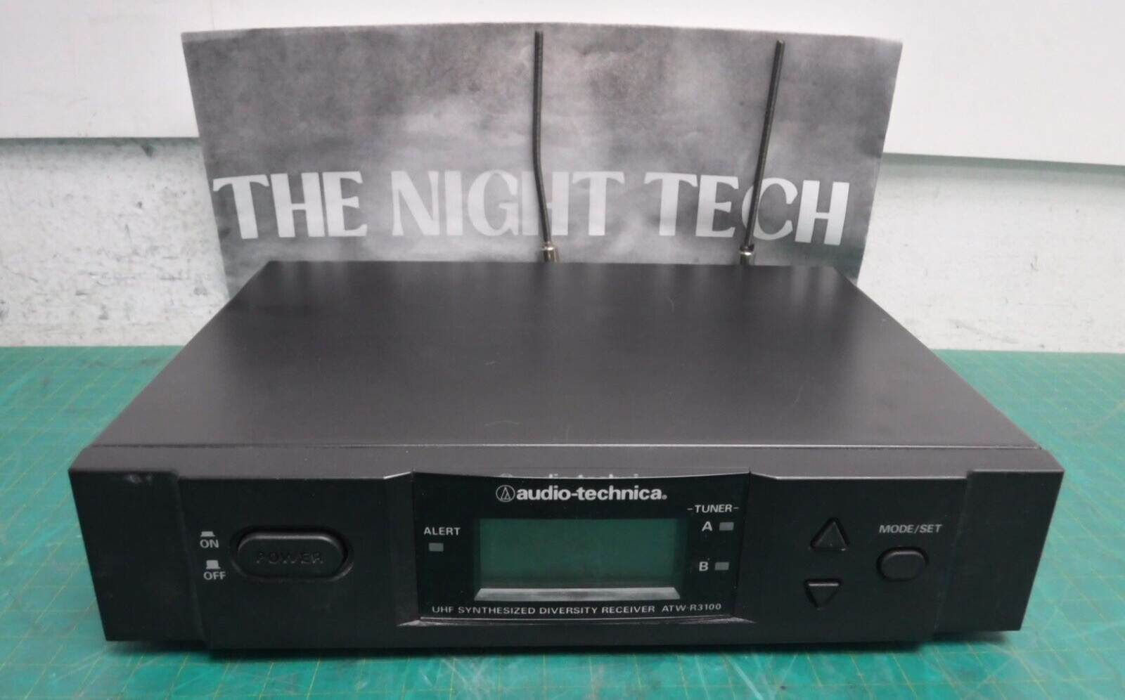 Audio-Technica ATW-3100C UHF Receiver 541-566MHz – No Power Supply