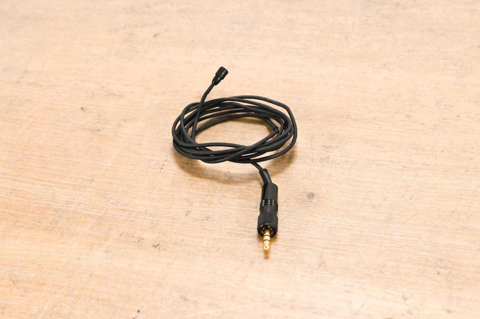 Sennheiser MKE 2 Lavalier Lapel Microphone w/ Locking 3.5mm Connector CG012A6