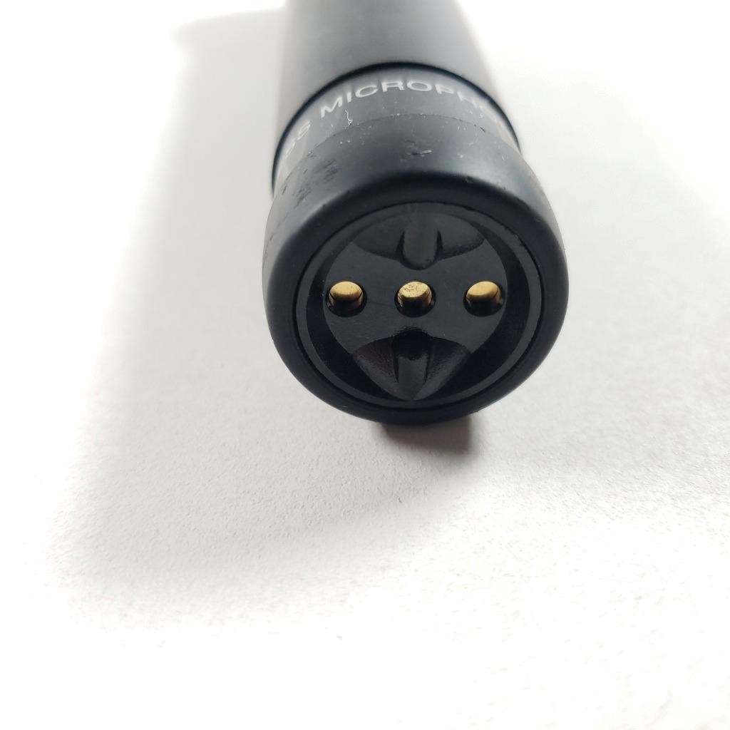 TOA Wireless Cardioid Microphone Model WM-5265 NO CHARGER