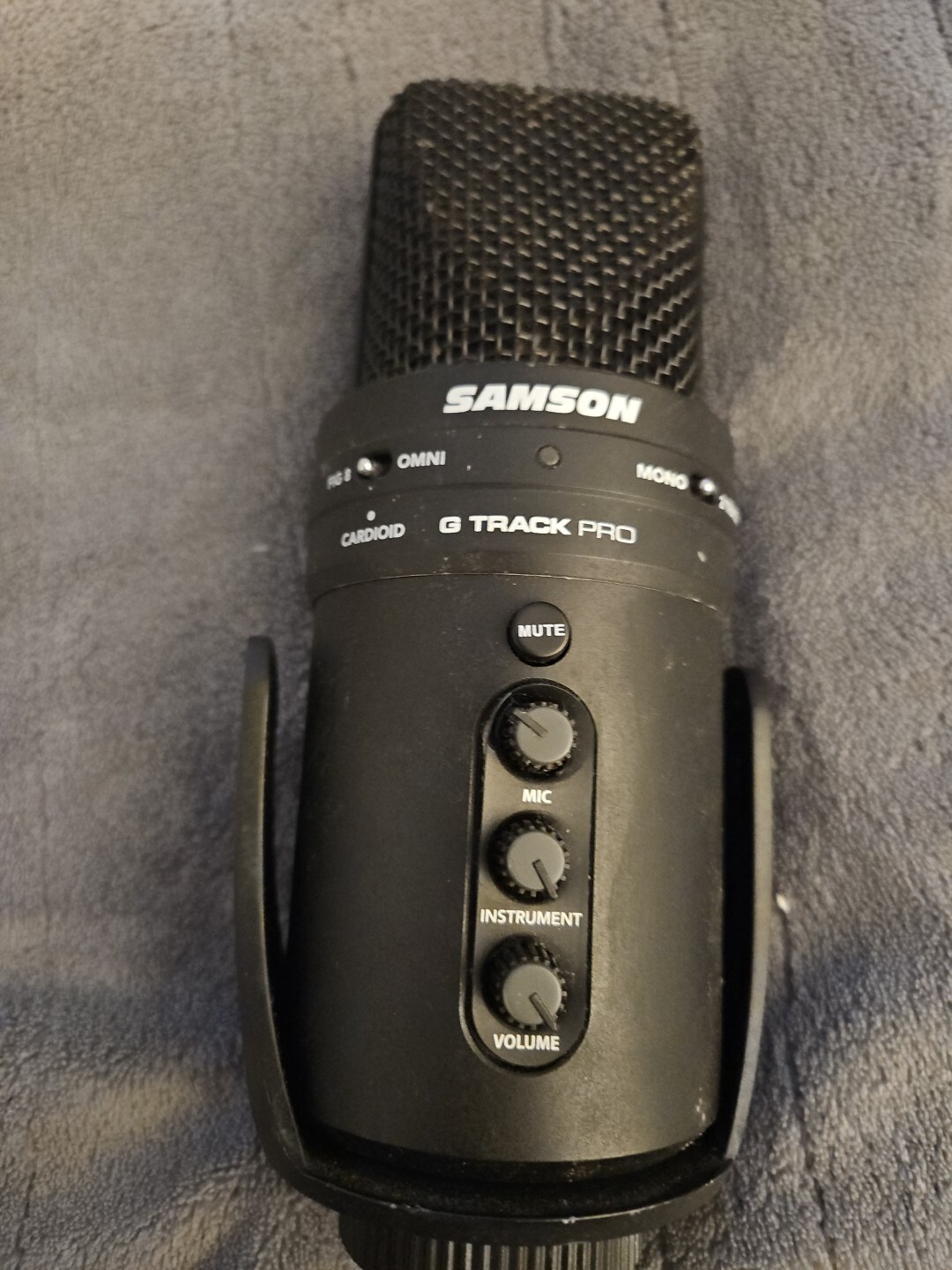Samson G-Track Pro USB Condenser Microphone With Shockmount