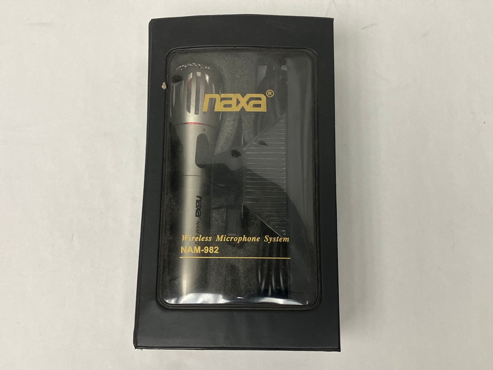 Used Naxa NAM-982 Wireless Dynamic Microphone System W/ Receiver And Case