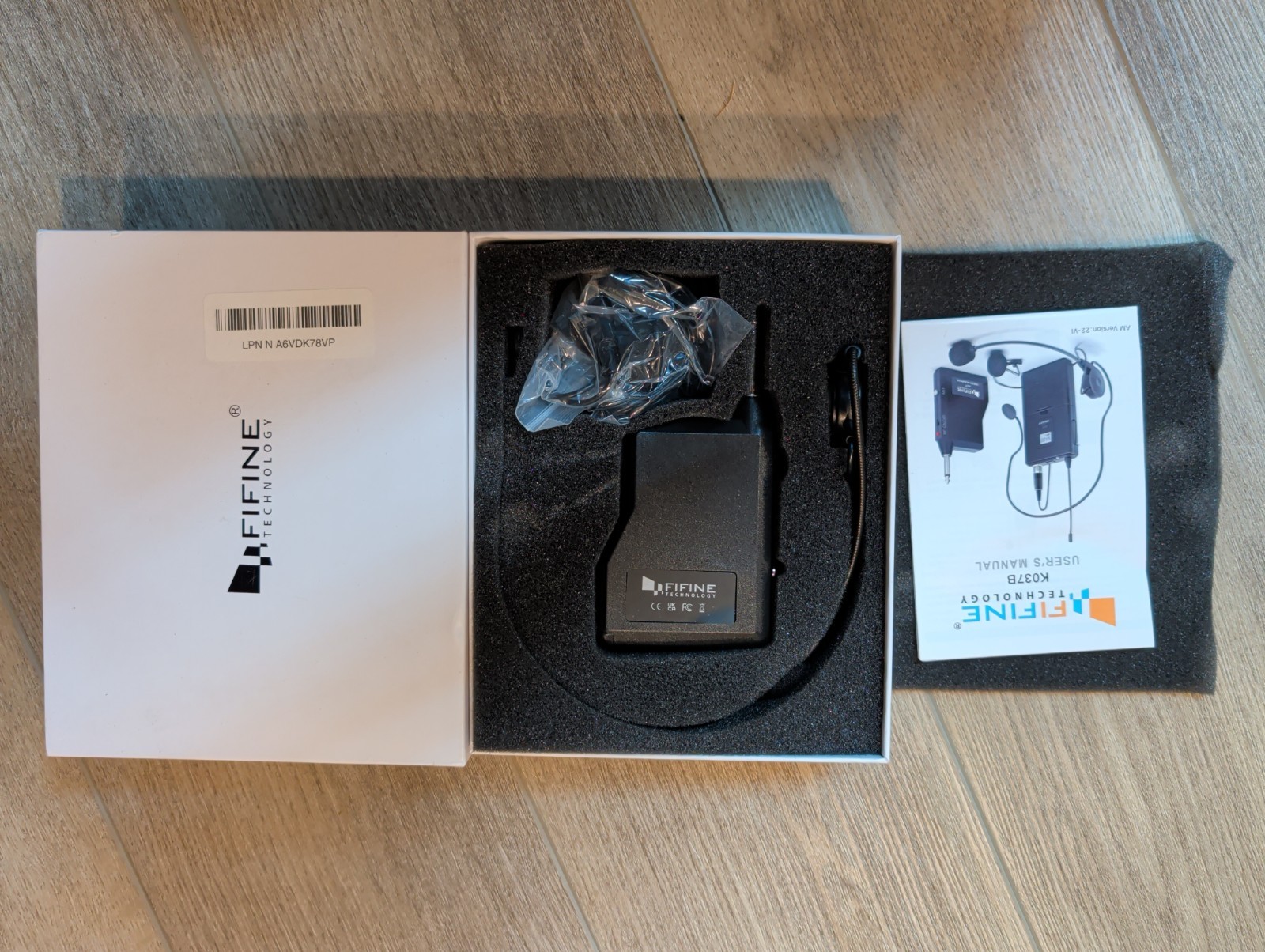 Fifine Technology K037B Blk Lavalier Headset Wireless Microphone System