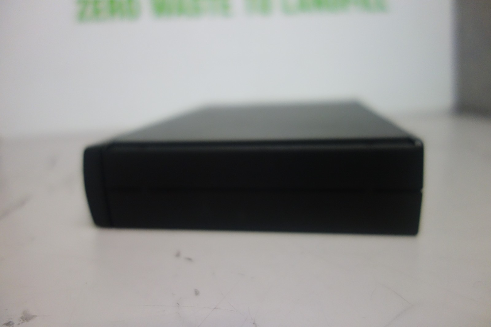 Shure ULXS4 662-698 MHz-M1 Wireless Microphone Receiver