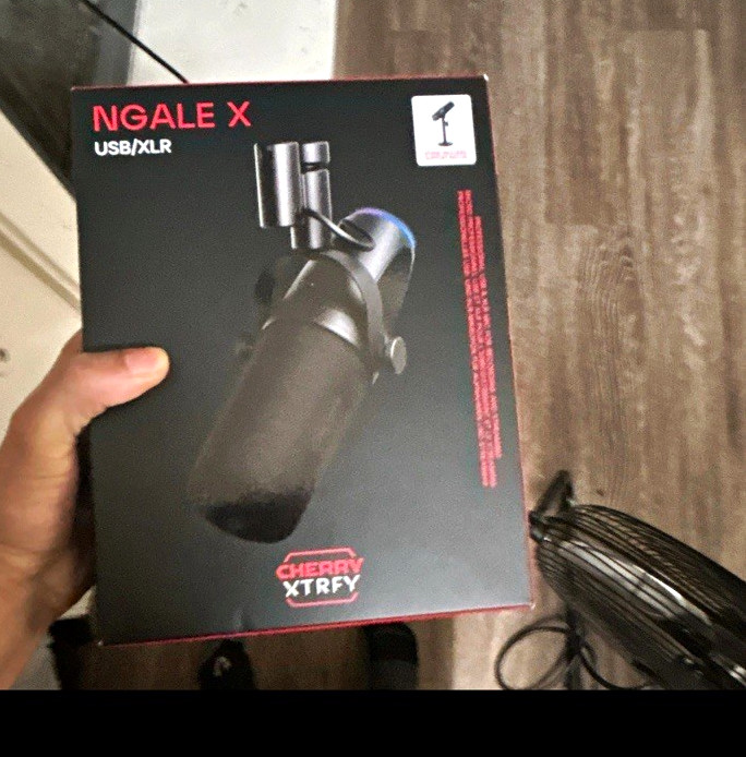 Cherry Xtrfy Ngale X USB/XLR Mountable Microphone, Black (NGALE X)