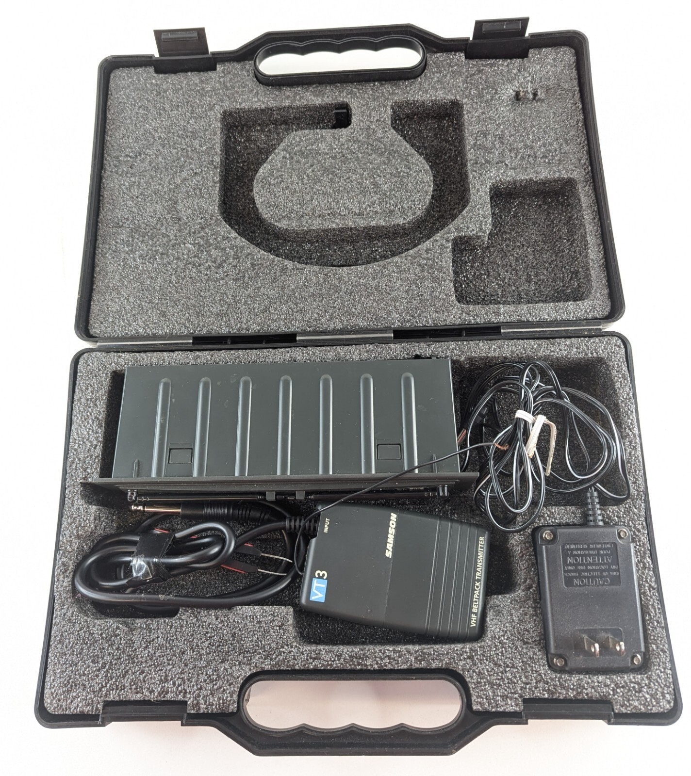 Samson Diversity Receiver VR3TD + Belt Pack Transmitter VT3L VHS w Clip On Mic
