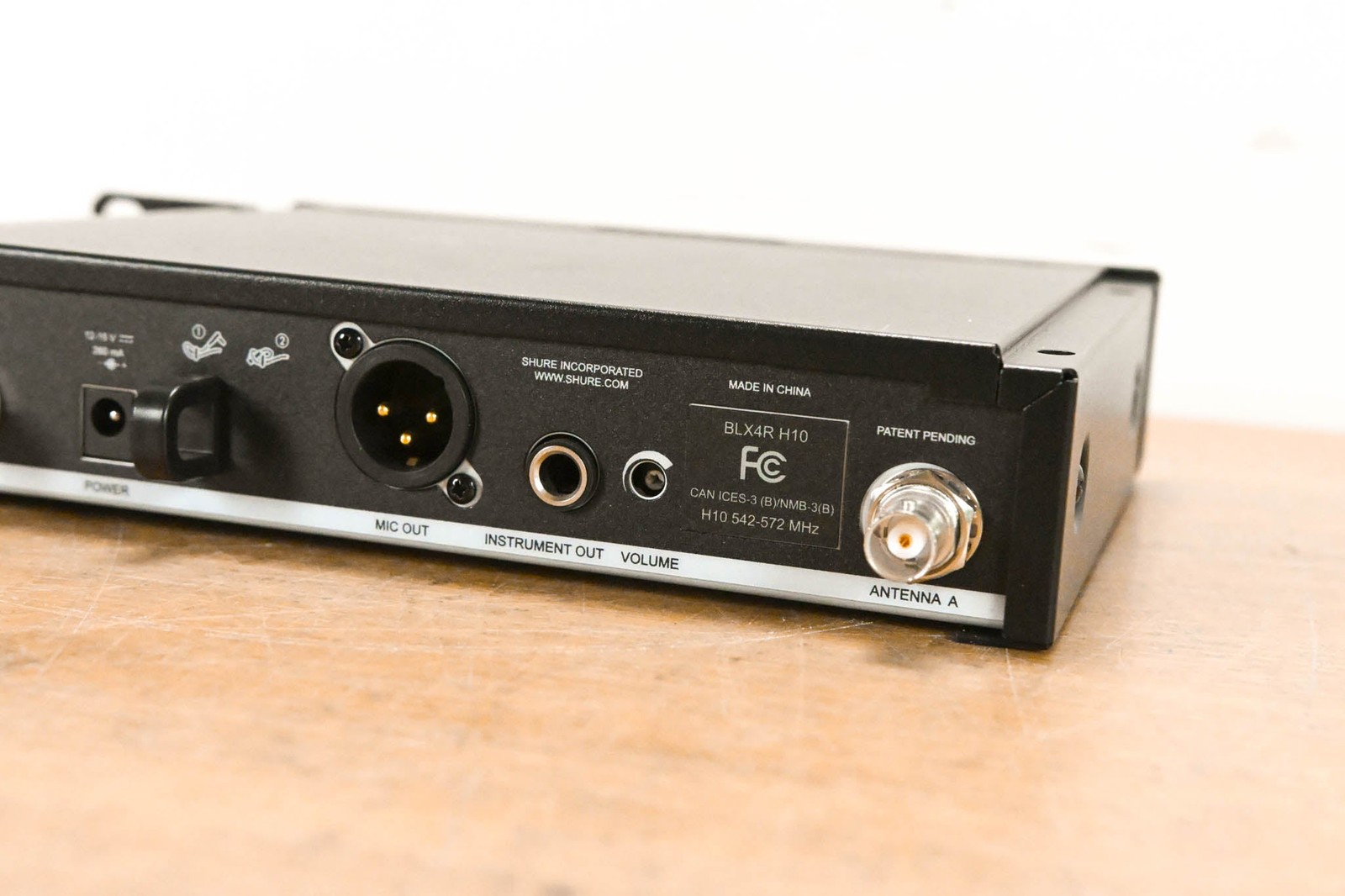Shure BLX4R Rack-Mountable Wireless Receiver – H10 Band NO POWER SUPPLY CG012KW