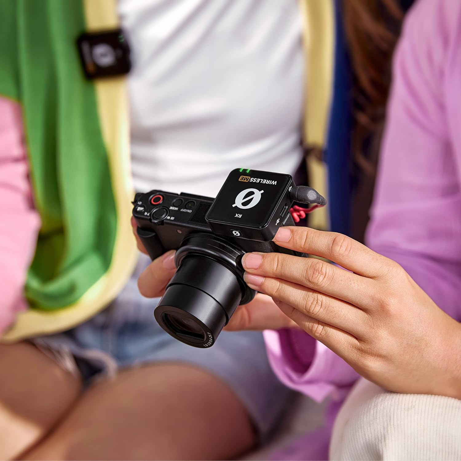 RØDE Wireless ME Ultra-Compact Wireless Microphone System with Built-In Micropho