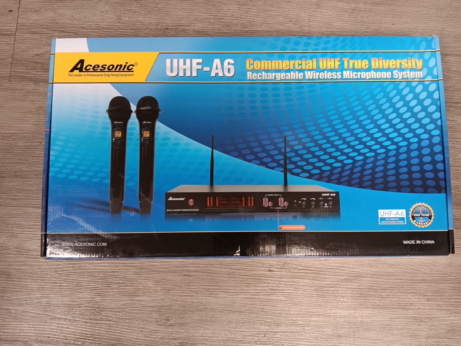 Acesonic UHF-A6 Commercial UHF True Diversity Wireless Microphone System -Black