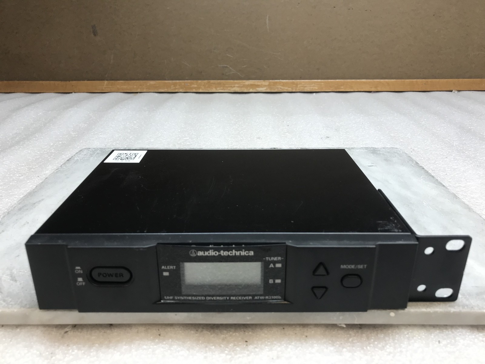 Audio Technica ATW-R3100B UHF Synthesized Diversity Receiver No Pwr Cable